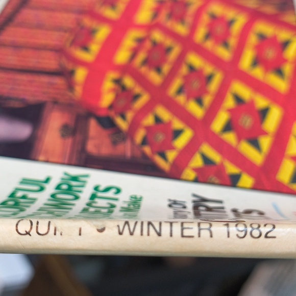 1982 QUILT Magazine and 1990 Traditional Quiktworks Magazine- Vintage. - Picture 8 of 9